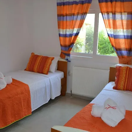 Apartment Dinas House